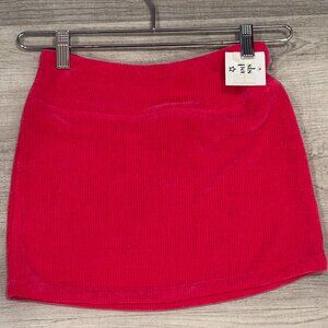 SLS Apparel Chenille Skirt in Fuschia